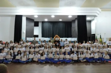 PROERD forma 65 alunos em Campinas do Sul